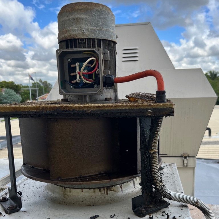 Commercial kitchen extractor fan website image